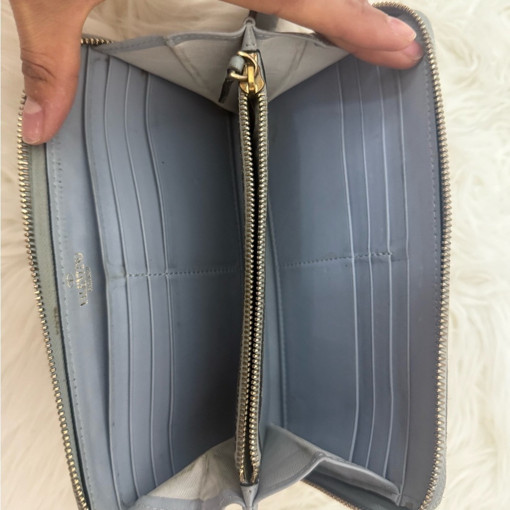 Valentino Wallet with Gold Studs - Picture 4 of 15